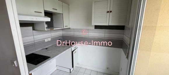 Duplex T1 em Dammarie-les-Lys, France N.º 175271 2