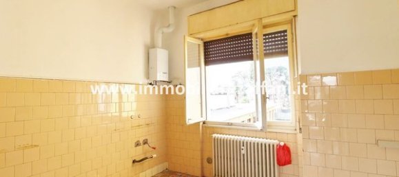 3-salle Appartement à Canegrate, Italy No. 69230 2