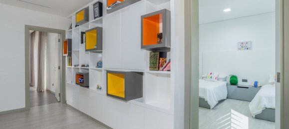 4 bedrooms Villa in Meadows, UAE No. 16942 11