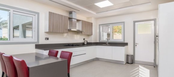 4 bedrooms Villa in Meadows, UAE No. 16942 3