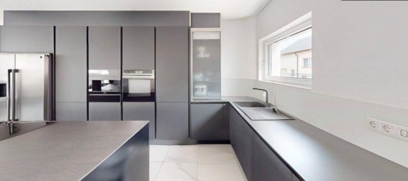 Дом с 9 комнатами в Энцерсдорф ан дер Фиша, Австрия № 189045 3