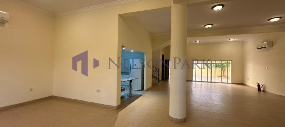 4 bedrooms Villa in Doha, Qatar No. 1081 5