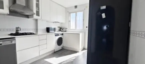 2 bedrooms Duplex in Granada, Spain No. 142687 2