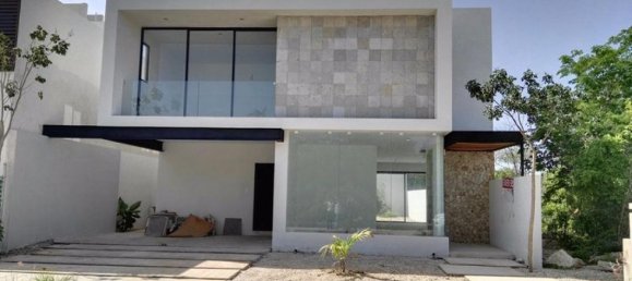 3 bedrooms House in Merida, Mexico No. 46187 2