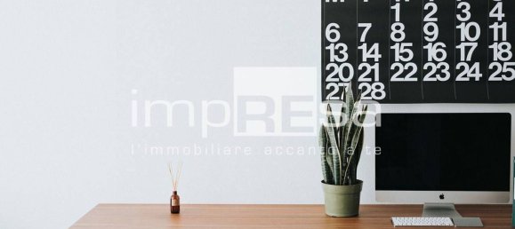 70m² Office in Montebelluna, Italy No. 196166 2