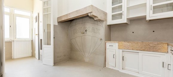 5 bedrooms Apartment in Lisbon, Portugal No. 100156 24