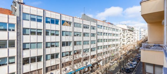 5 bedrooms Apartment in Lisbon, Portugal No. 100156 14