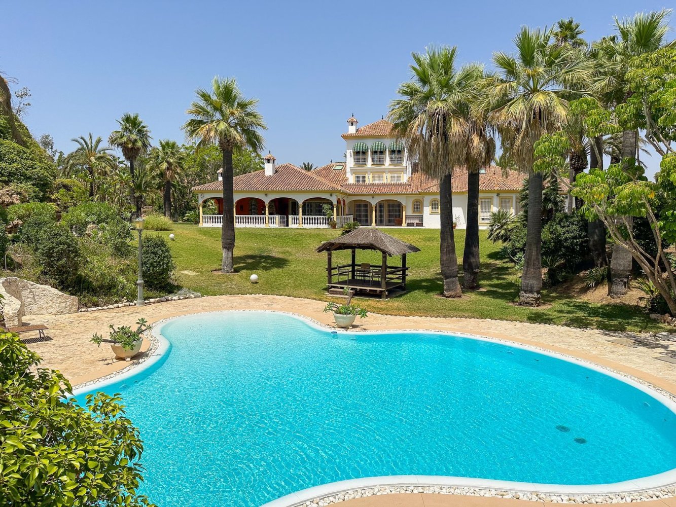 Villa de 9 dormitorios en Mijas, Spain No. 138518