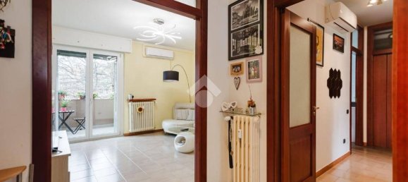 3 bedrooms Apartment in Milan, Italy No. 247830 8