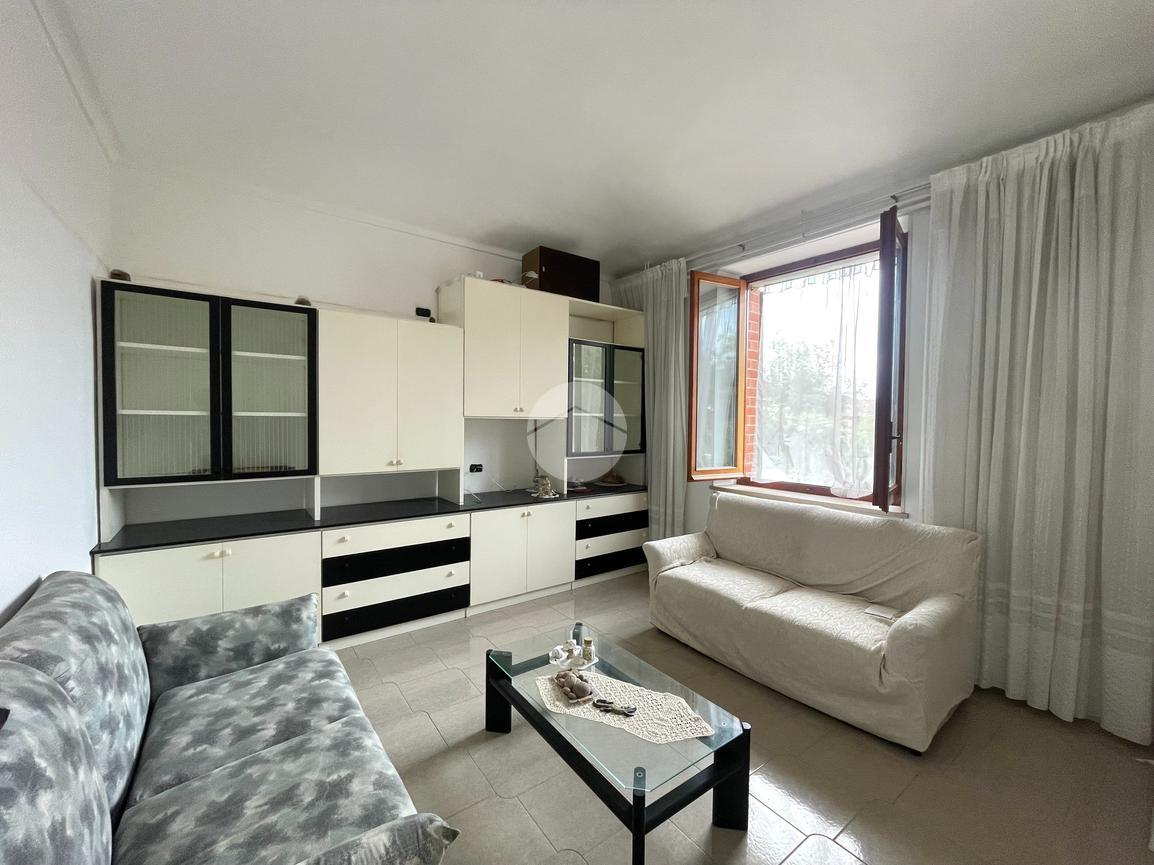 3 rooms Apartment in San Mauro Torinese, Italy No. 6558