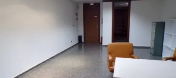 140m² Office in Castellon de la Plana, Spain No. 106095 4