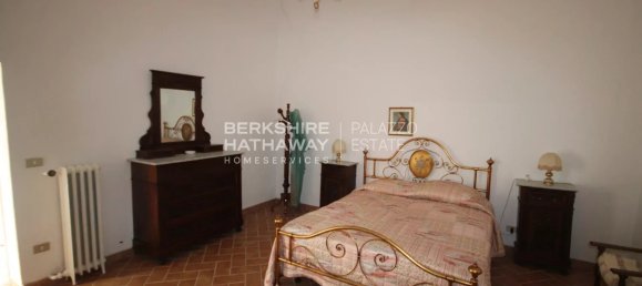 Villa de 7 dormitorios en Volterra, Italy No. 35143 45