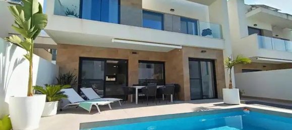 3 Schlafzimmer Villa in Los Montesinos, Spain, Nr. 177083 2