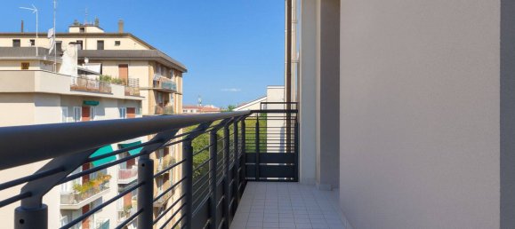 3 bedrooms Apartment in Rimini, Italy No. 258534 7