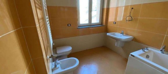 Apartamento de 3 habitaciónes en Abbiategrasso, Italy No. 7842 4