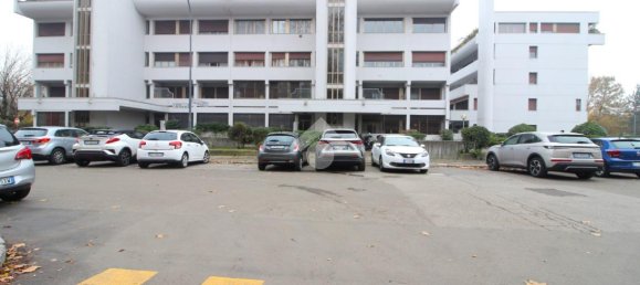 2 rooms Apartment in Bologna, Italy No. 25208 19