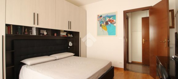 2 rooms Apartment in Bologna, Italy No. 25208 10