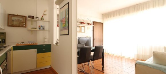 2 rooms Apartment in Bologna, Italy No. 25208 4