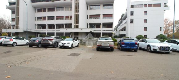 2 rooms Apartment in Bologna, Italy No. 25208 25