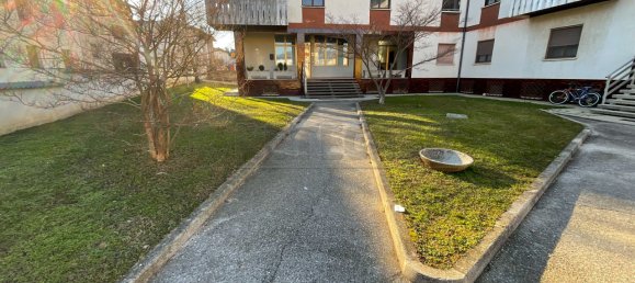 Propriété commerciale à Udine, Italy 59m² No. 147581 2