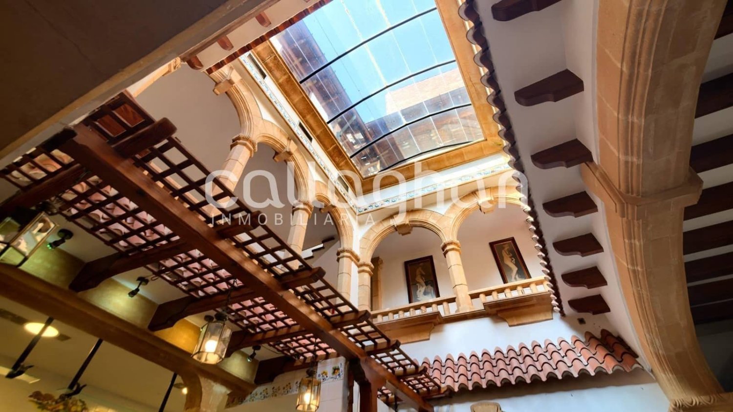 Коммерческая недвижимость 568м² в Бенифайо, Испания № 180478