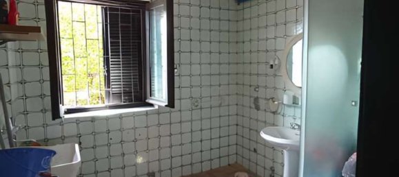 3-salle Appartement à Vertemate con Minoprio, Italy No. 6801 13