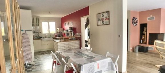 4 bedrooms House in Cernay-la-Ville, France No. 189128 3