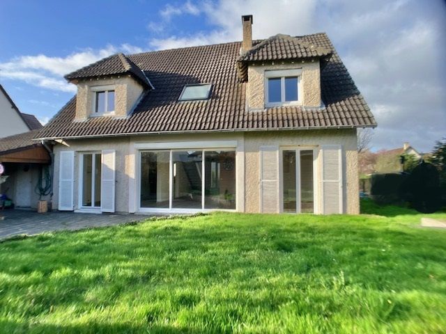 4 bedrooms House in Cernay-la-Ville, France No. 189128