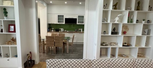 Apartamento de 3 dormitorios en Nasimi, Azerbaijan No. 1324 5