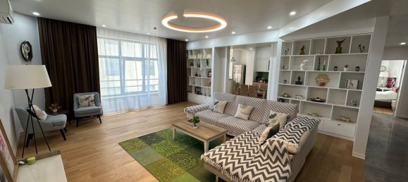 Apartamento de 3 dormitorios en Nasimi, Azerbaijan No. 1324 25