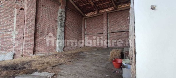 4 bedrooms Villa in Loranzè, Italy No. 276425 23