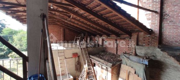 4 bedrooms Villa in Loranzè, Italy No. 276425 21