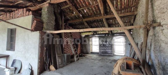 4 bedrooms Villa in Loranzè, Italy No. 276425 6