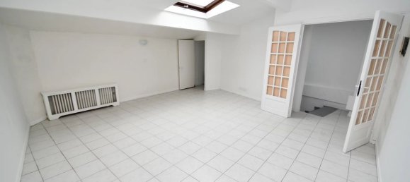 Apartamento de 3 dormitorios en Les Pavillons-sous-Bois, France No. 187902 8