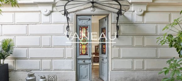 5 bedrooms House in Saint-Cloud, France No. 171024 23