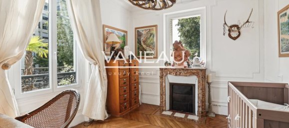 5 bedrooms House in Saint-Cloud, France No. 171024 16