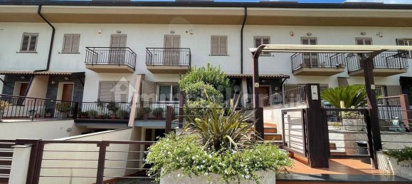 4 chambres Villa à San Giovanni la Punta, Italy No. 307357 3