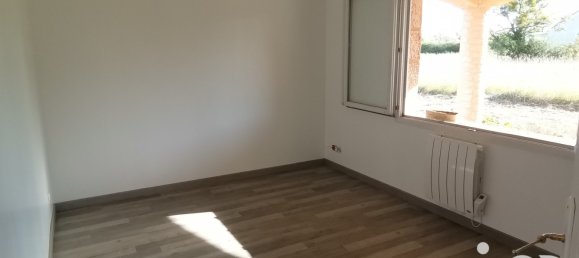 2 bedrooms House in Chasseneuil, France No. 239017 10