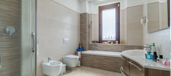 4 rooms House in Gavorrano, Italy No. 89389 24