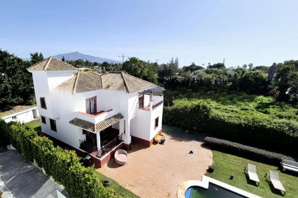 4 bedrooms House in Marbella, Spain No. 252515