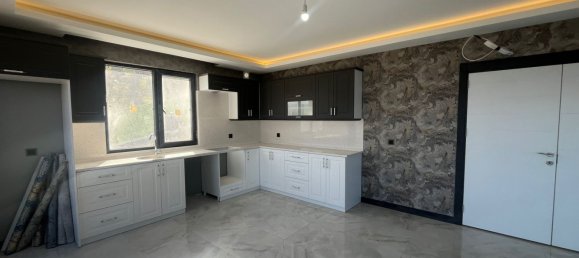 Villa 5+1 in Arsin, Turkey, Nr. 20689 6
