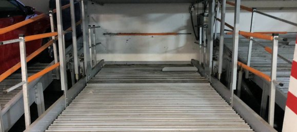 Parkplatz in Freiburg im Breisgau, Germany, Nr. 15451 7