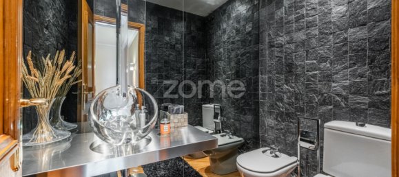 4 bedrooms House in Maia, Portugal No. 50275 18