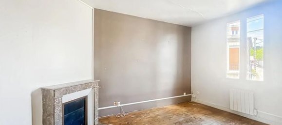 3 bedrooms House in Noyon, France No. 304087 2