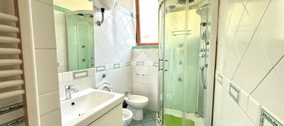 3 rooms Apartment in Pozzuoli, Italy No. 279619 9