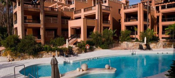 3 bedrooms Penthouse in Marbella, Spain No. 25662 3