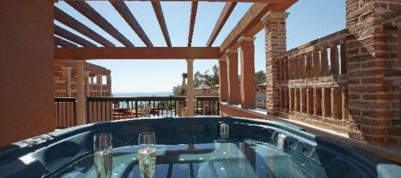 3 bedrooms Penthouse in Marbella, Spain No. 25662 14