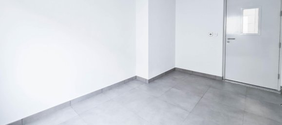 Склад 400м² в RAK FTZ, ОАЭ № 26529 10