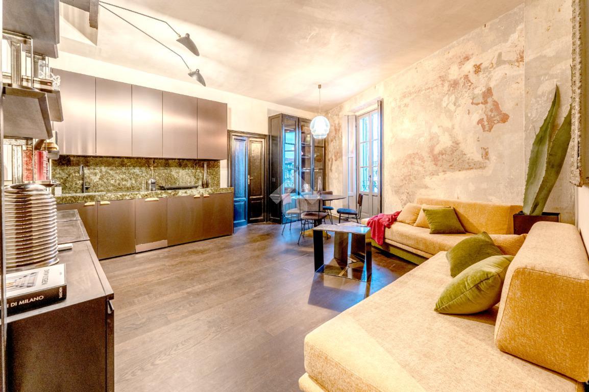 3 rooms Apartment in Milan, Italy No. 242443