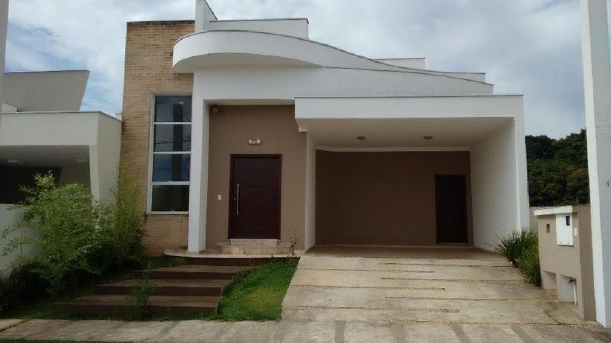 Casa de 3 dormitorios en Sao Paulo, Brazil No. 476010